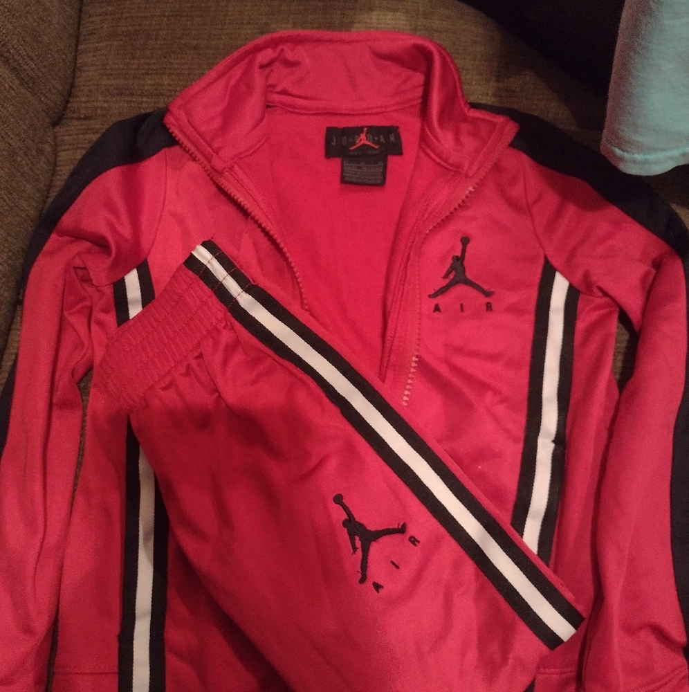 Jordan set. SOLD